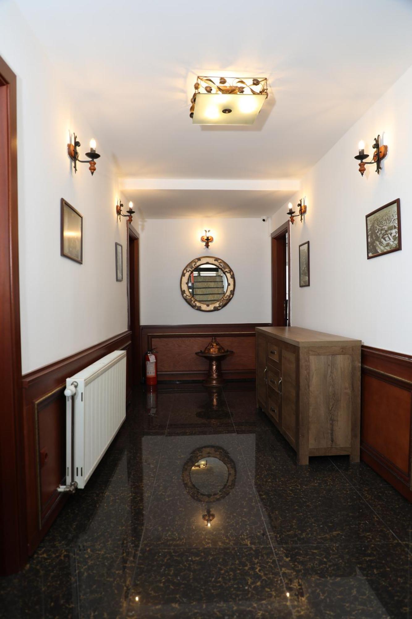Bruti Hotel Prizren Exterior foto